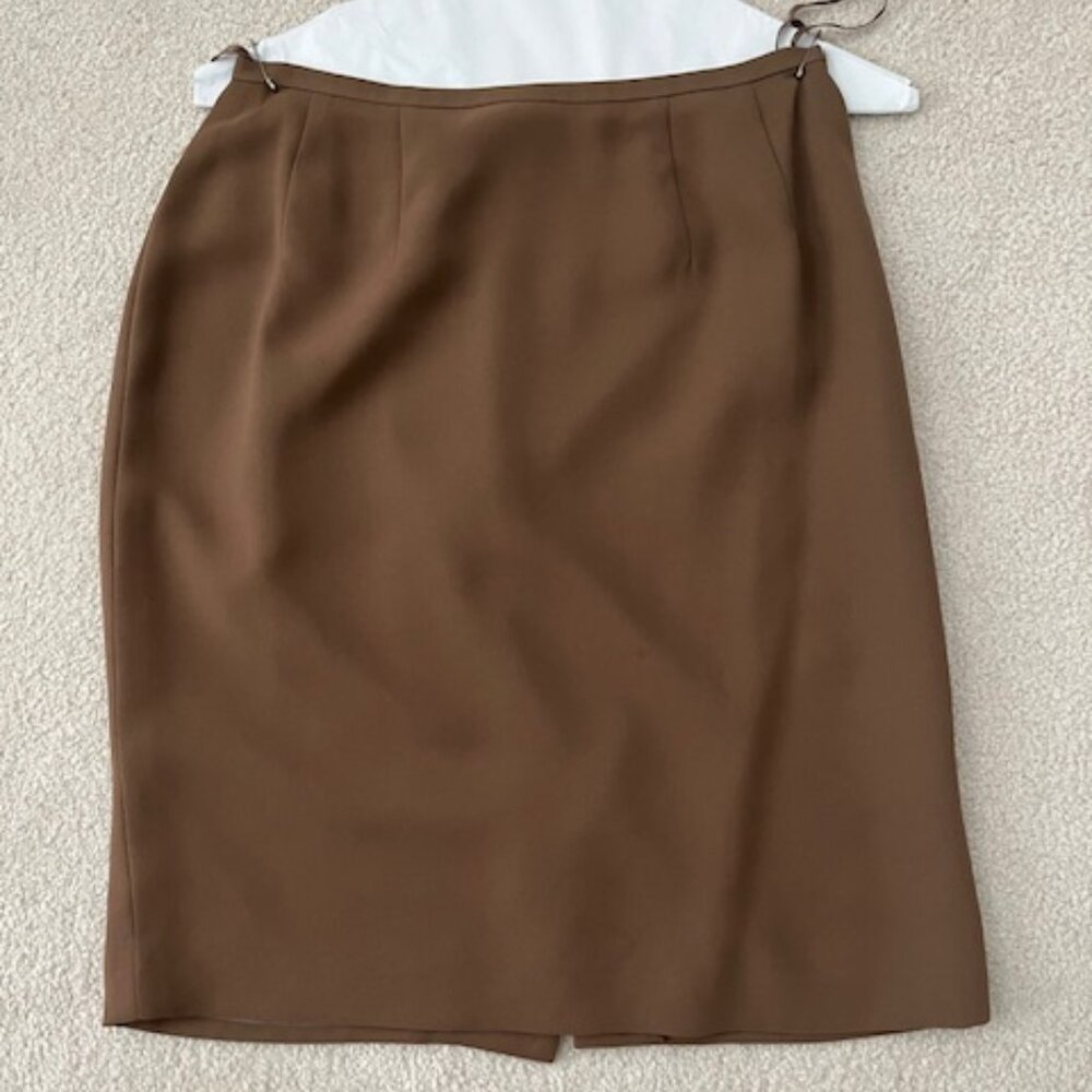 Tahari skirt